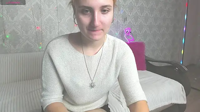 Snapshot of Miss_Elsa_ chatting on 03/04/25, 03:22 Miss Elsa online show from 03/04/25, 03:22