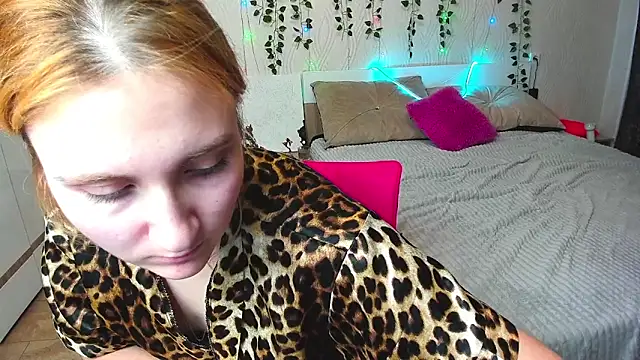 Snapshot of Miss_Elsa_ chatting on 03/04/25, 03:15 Miss Elsa online show from 03/04/25, 03:15