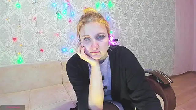 Snapshot of Miss_Elsa_ chatting on 03/12/25, 09:23 Miss Elsa online show from 03/12/25, 09:23