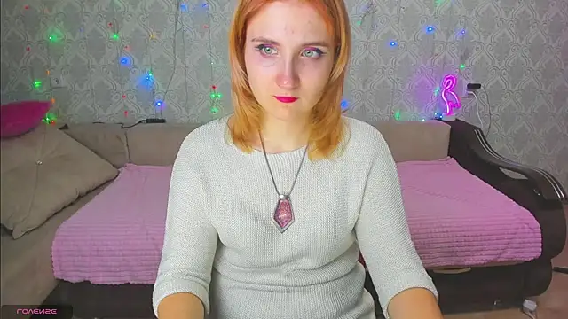 Snapshot of Miss_Elsa_ chatting on 03/19/25, 12:45 Miss Elsa online show from 03/19/25, 12:45