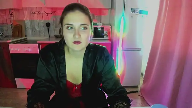 Snapshot of Miss_Elsa_ chatting on 10/25/25, 10:01 Miss Elsa online show from 10/25/25, 10:01