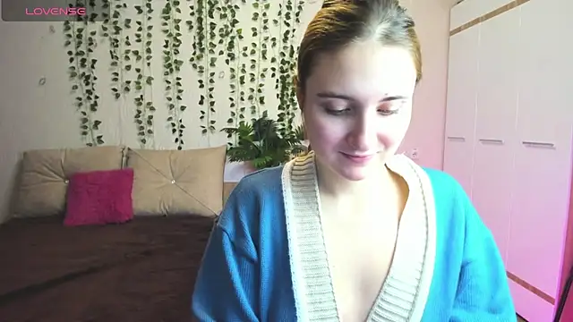 Snapshot of Miss_Elsa_ chatting on 12/01/25, 02:16 Miss Elsa online show from 12/01/25, 02:16