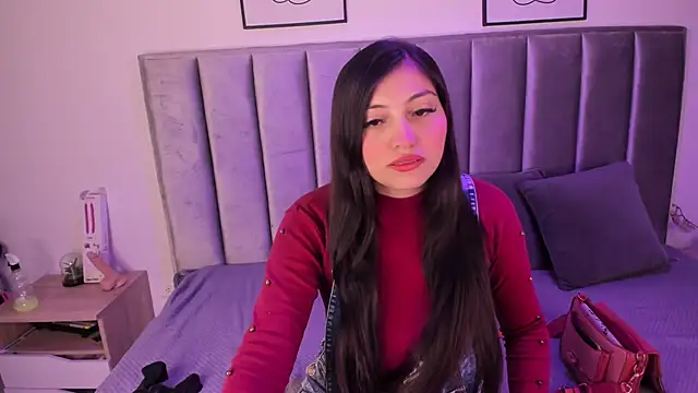 Emmy-Turnner online show from 11/15/25, 12:13