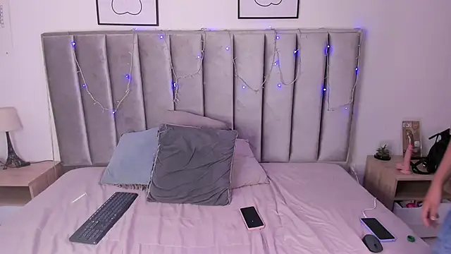 Laiia Page online show from 12/28/24, 03:59