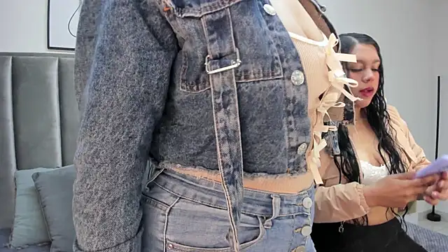 Laiia Page online show from 09/23/25, 12:08