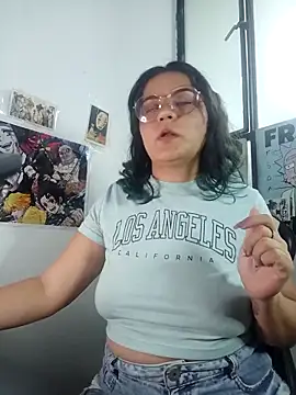 gigiqueen 18 online show from 05/11/26, 12:27