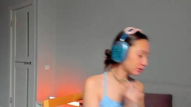 EllaSky xoxo online show from 12/28/24, 02:01