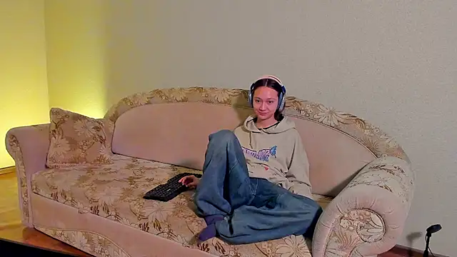 EllaSky xoxo online show from 03/09/25, 11:03