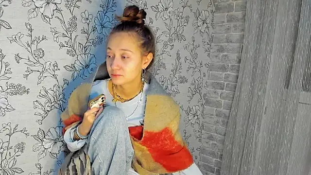 EllaSky xoxo online show from 11/06/25, 12:33