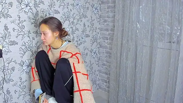 EllaSky xoxo online show from 12/01/25, 12:48