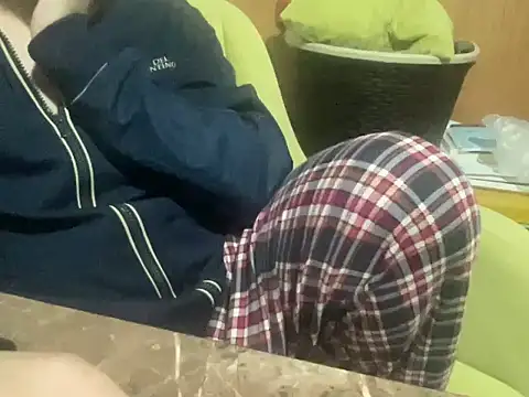 alarasissy online show from 04/25/26, 09:12