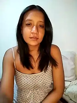 Snapshot of cami_victoria chatting on 02/08/25, 08:10 cami victoria online show from 02/08/25, 08:10