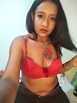 Snapshot of cami_victoria chatting on 02/25/25, 01:09 cami victoria online show from 02/25/25, 01:09