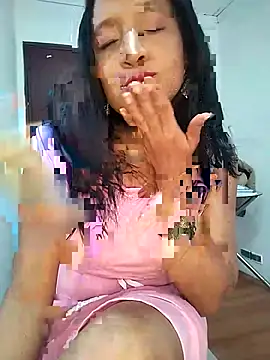 Snapshot of cami_victoria chatting on 09/18/25, 07:16 cami victoria online show from 09/18/25, 07:16