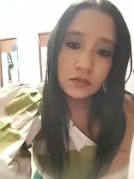 Snapshot of cami_victoria chatting on 05/18/26, 07:31 cami victoria online show from 05/18/26, 07:31