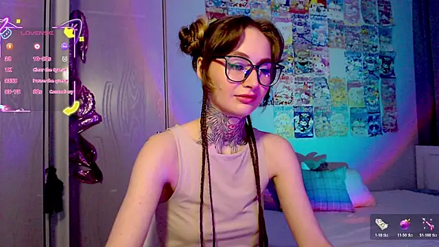 Snapshot of Milky_way_UwU chatting on 03/29/26, 12:38 Milky way UwU online show from 03/29/26, 12:38