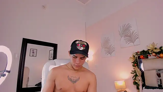 Snapshot of saraandstiven chatting on 12/26/24, 03:49 saraandstiven online show from 12/26/24, 03:49