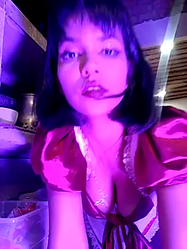Snapshot of misskitty10- chatting on 12/05/24, 02:20 misskitty10- online show from 12/05/24, 02:20