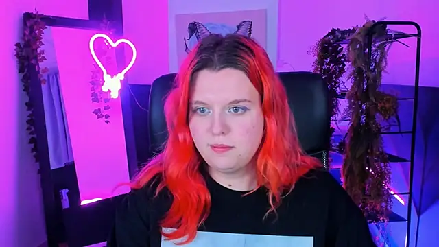 NielletaBlossom online show from 02/21/25, 11:33