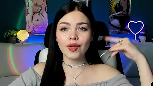 AkiraKatsu online show from 12/16/24, 06:38