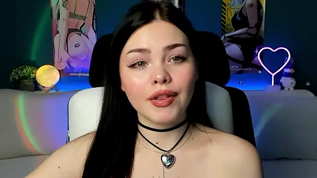 AkiraKatsu online show from 12/17/24, 10:22