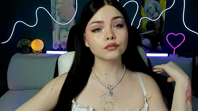 AkiraKatsu online show from 02/02/25, 01:30