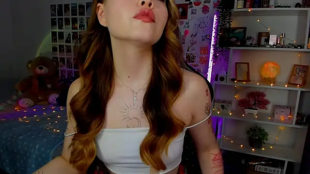 AkiraKatsu online show from 09/26/25, 11:14