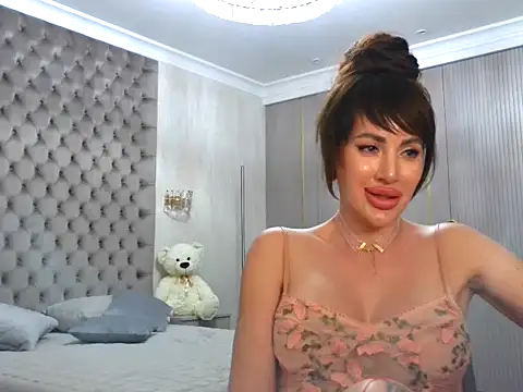 TianaPosh online show from 01/20/25, 10:48