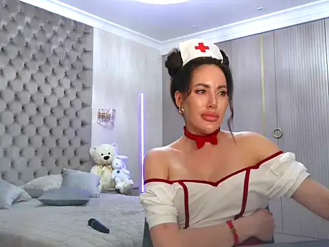 TianaPosh online show from 03/01/25, 04:15