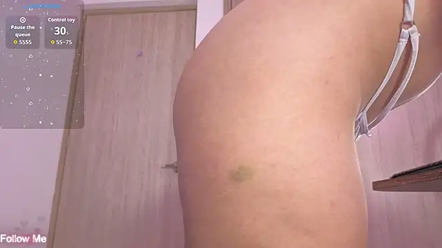 sweetnaughty candy online show from 10/09/25, 07:45