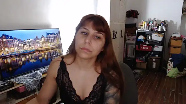 Snapshot of bunnylolaa4 chatting on 11/02/25, 07:44 bunnylolaa4 online show from 11/02/25, 07:44