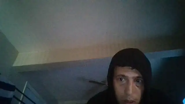 Snapshot of HottieGymBuddy69 chatting on 02/04/25, 01:06 HottieGymBuddy69 online show from 02/04/25, 01:06