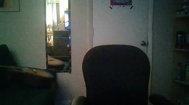 Snapshot of HottieGymBuddy69 chatting on 03/07/25, 02:46 HottieGymBuddy69 online show from 03/07/25, 02:46