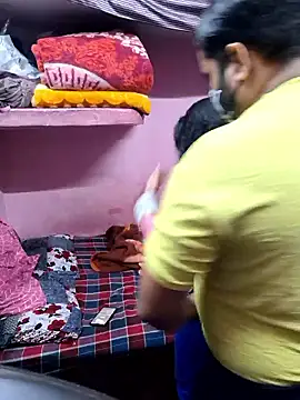 Snapshot of bobbyronak chatting on 01/10/26, 10:50 bobbyronak online show from 01/10/26, 10:50