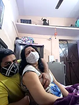 Snapshot of bobbyronak chatting on 01/31/26, 07:11 bobbyronak online show from 01/31/26, 07:11