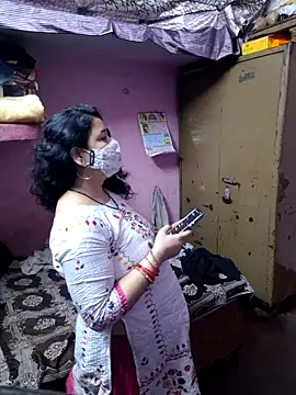 Snapshot of bobbyronak chatting on 03/06/26, 12:01 bobbyronak online show from 03/06/26, 12:01