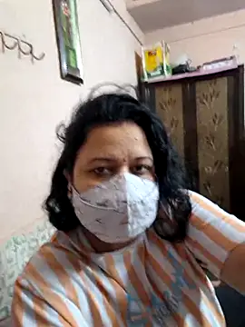 Snapshot of bobbyronak chatting on 03/30/26, 07:26 bobbyronak online show from 03/30/26, 07:26