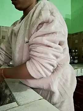 Snapshot of Kashish_SC chatting on 12/06/24, 03:00 Kashish SC online show from 12/06/24, 03:00