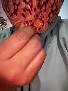 Snapshot of Kashish_SC chatting on 01/18/25, 10:28 Kashish SC online show from 01/18/25, 10:28