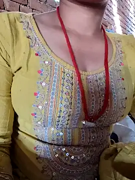 Snapshot of Kashish_SC chatting on 02/15/25, 06:23 Kashish SC online show from 02/15/25, 06:23