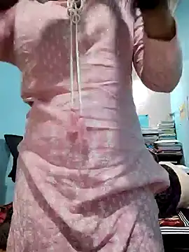 Snapshot of Kashish_SC chatting on 02/16/25, 01:25 Kashish SC online show from 02/16/25, 01:25