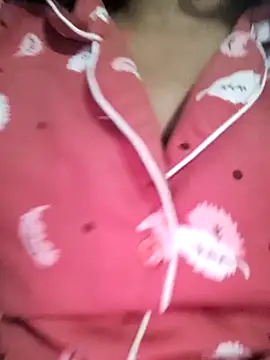 Snapshot of Kashish_SC chatting on 03/01/25, 04:00 Kashish SC online show from 03/01/25, 04:00