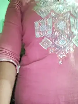 Snapshot of Kashish_SC chatting on 03/04/25, 12:07 Kashish SC online show from 03/04/25, 12:07