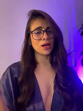 Snapshot of MariaIsabella8 chatting on 01/07/26, 11:40 MariaIsabella8 online show from 01/07/26, 11:40