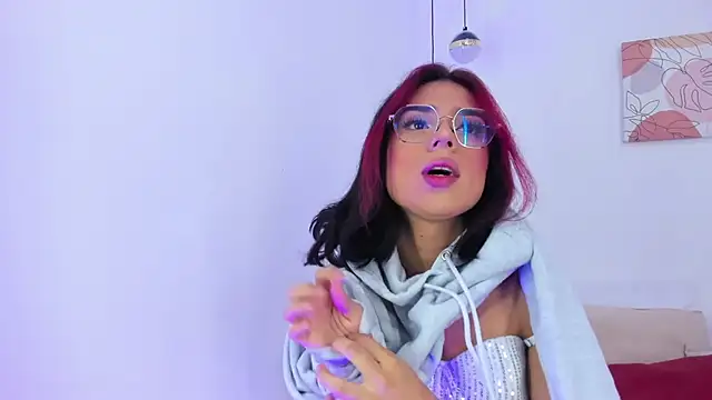 Snapshot of samantha__fairy chatting on 12/08/24, 02:19 samantha fairy online show from 12/08/24, 02:19