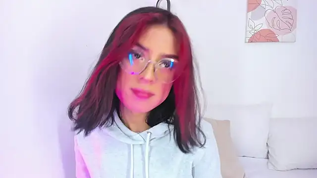 Snapshot of samantha__fairy chatting on 12/08/24, 06:17 samantha fairy online show from 12/08/24, 06:17