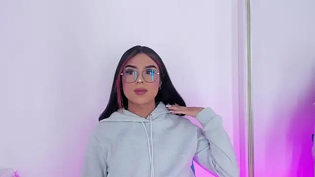 Snapshot of samantha__fairy chatting on 01/24/25, 01:03 samantha fairy online show from 01/24/25, 01:03