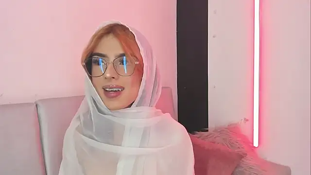 Snapshot of samantha__fairy chatting on 02/21/25, 04:16 samantha fairy online show from 02/21/25, 04:16