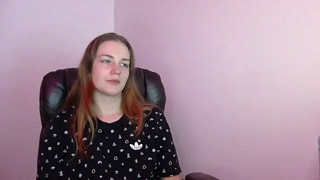 Snapshot of KLEOKILLS chatting on 01/02/25, 02:22 KLEOKILLS online show from 01/02/25, 02:22