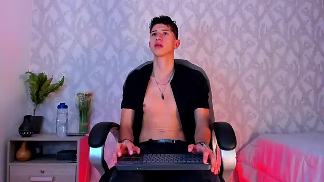 Dorianmistery2322  online show from 01/22/25, 04:23